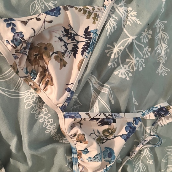 Bikini set - Picture 2 of 4